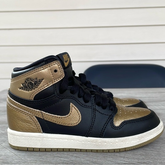 Air Jordan 1 High OG Kid’s Shoes Size 12 C - Picture 1 of 10
